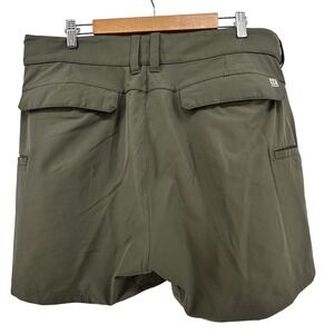 Huk Performance Fishing Shorts Mens XXL Olive Green Stretch Cargo Utility Water